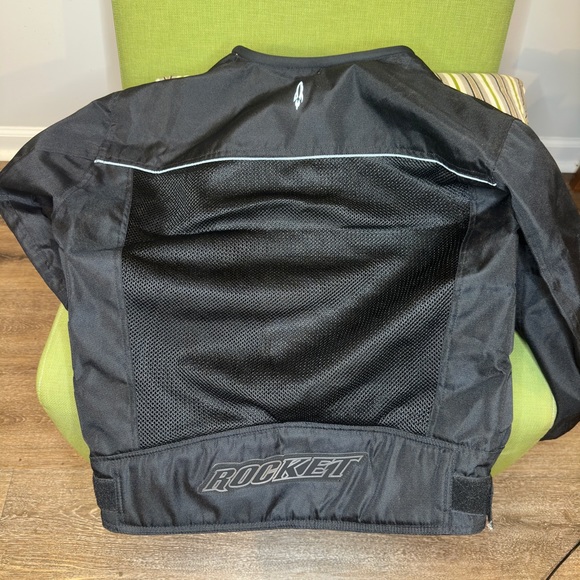 Joe Rocket Motorcycle jacket Qty - (2) Like new size small and medium - Picture 8 of 8